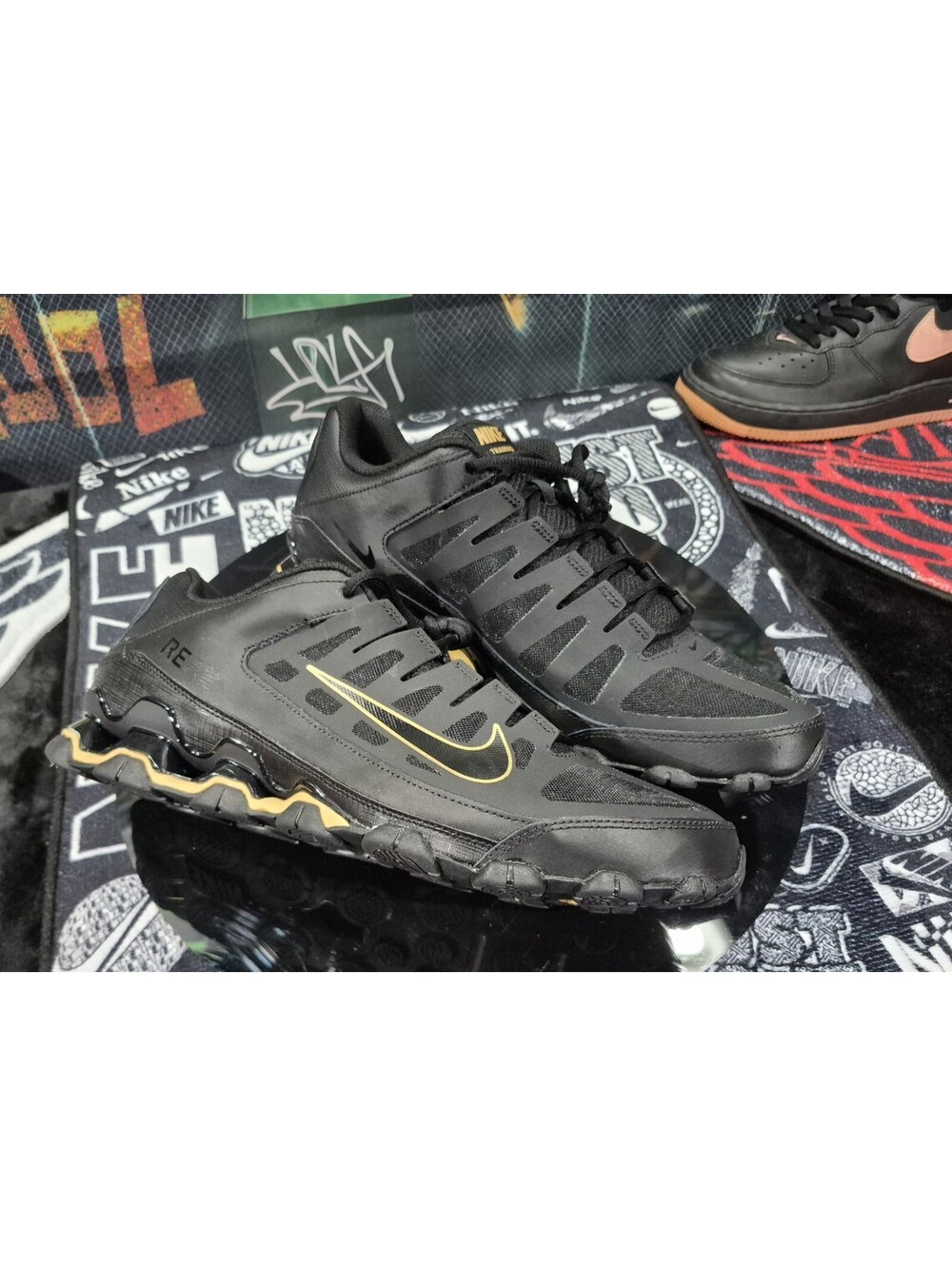 Nike Reax 8 TR men's training Mens Size 13m Brand New